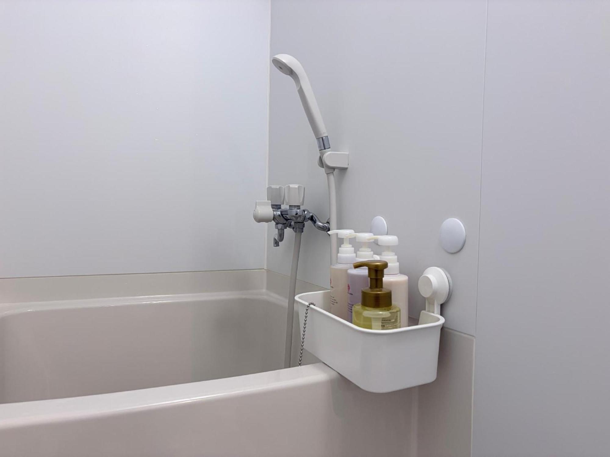 Capsule Hotel Suzumoriya — Photos 3
